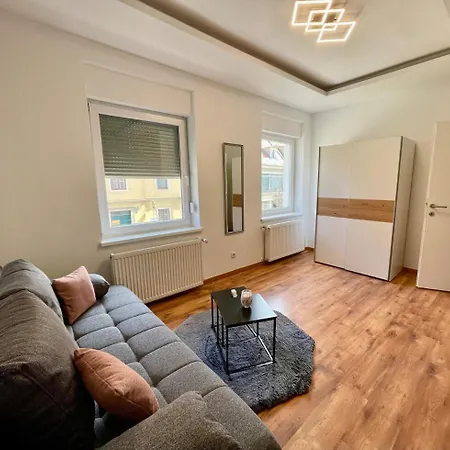 Apartment Stylische Naehe Stadthalle Mit Balkon *